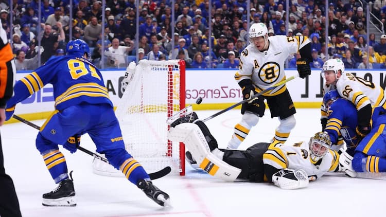 Noah Ostlund Une blessure au bas du corps choque les fans alors que sa carrière est soudainement confrontée à une crise 2026