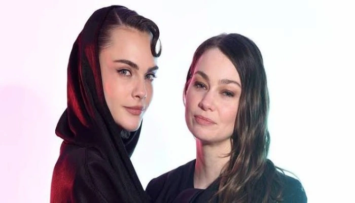 La petite amie de Cara Delevingne : fortune et âge