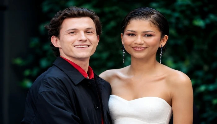 épouse de tom holland : fortune, âge, biographie et dernières actualités